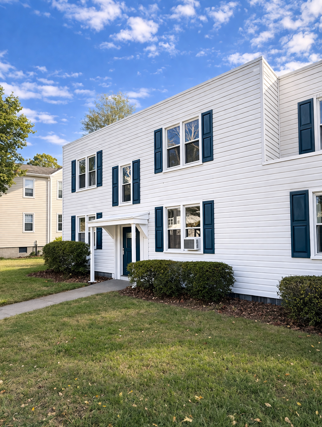 1607 Lasalle Avenue - 3